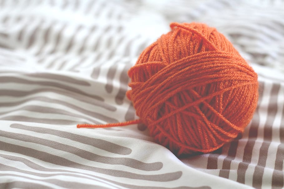 Yarn ball –How To Knit with It